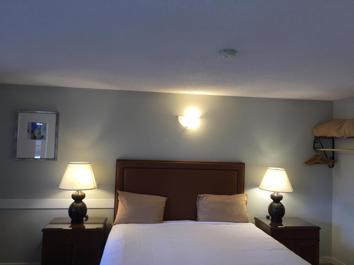 VIP Motel Parksville Exterior foto